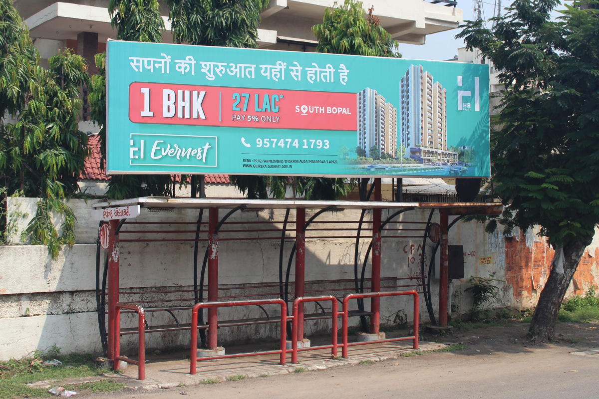 Bus Queue Shelters Advertising Agency in Ahmedabad